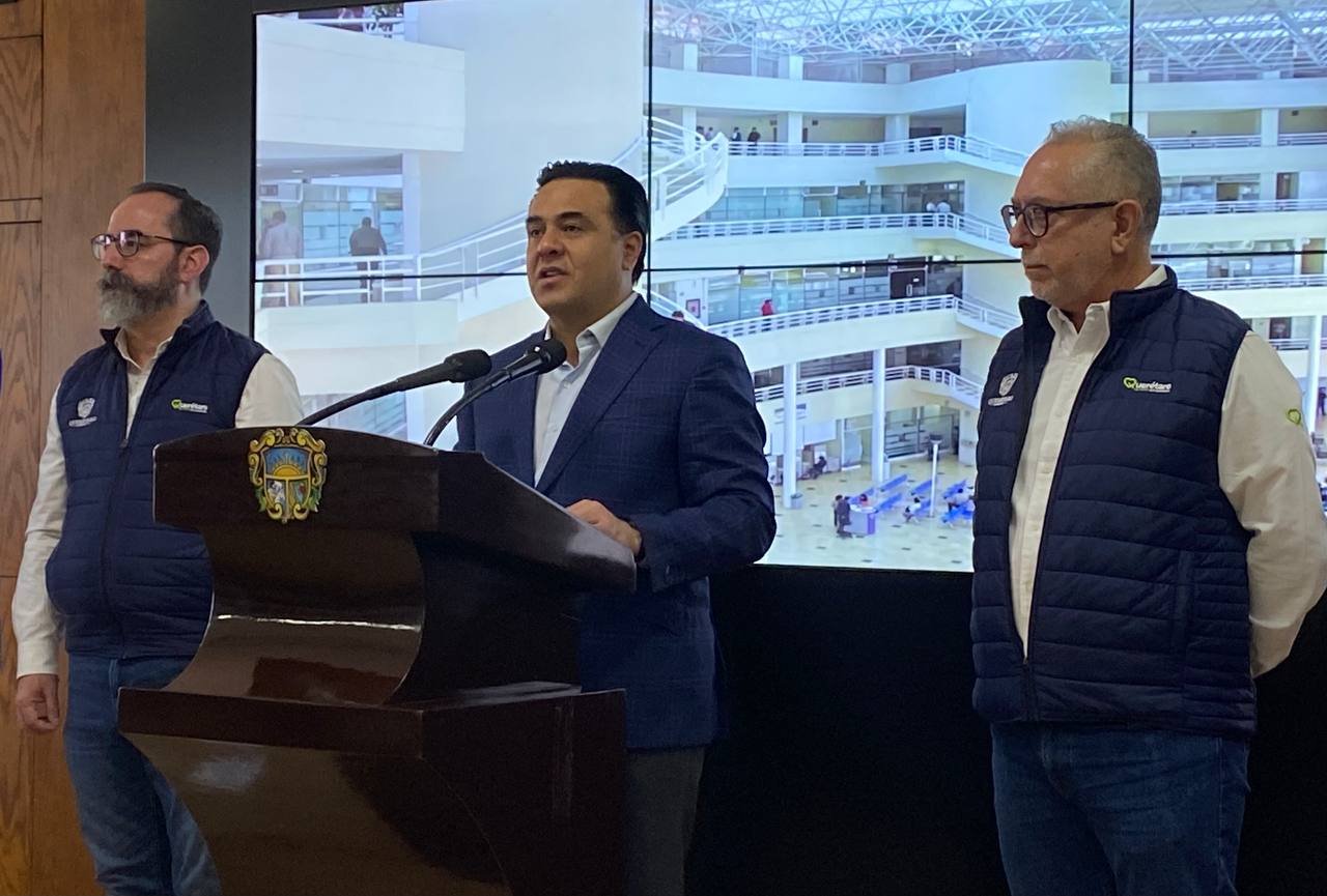 Entrega Manuel Montes, alumbrado en Arroyo Blanco y Don Juanes