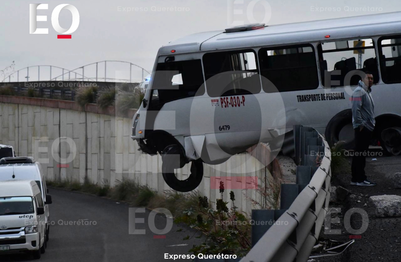 Mueren aplastado por elevador en tienda comercial de la zona centro de la capital de Querétaro 