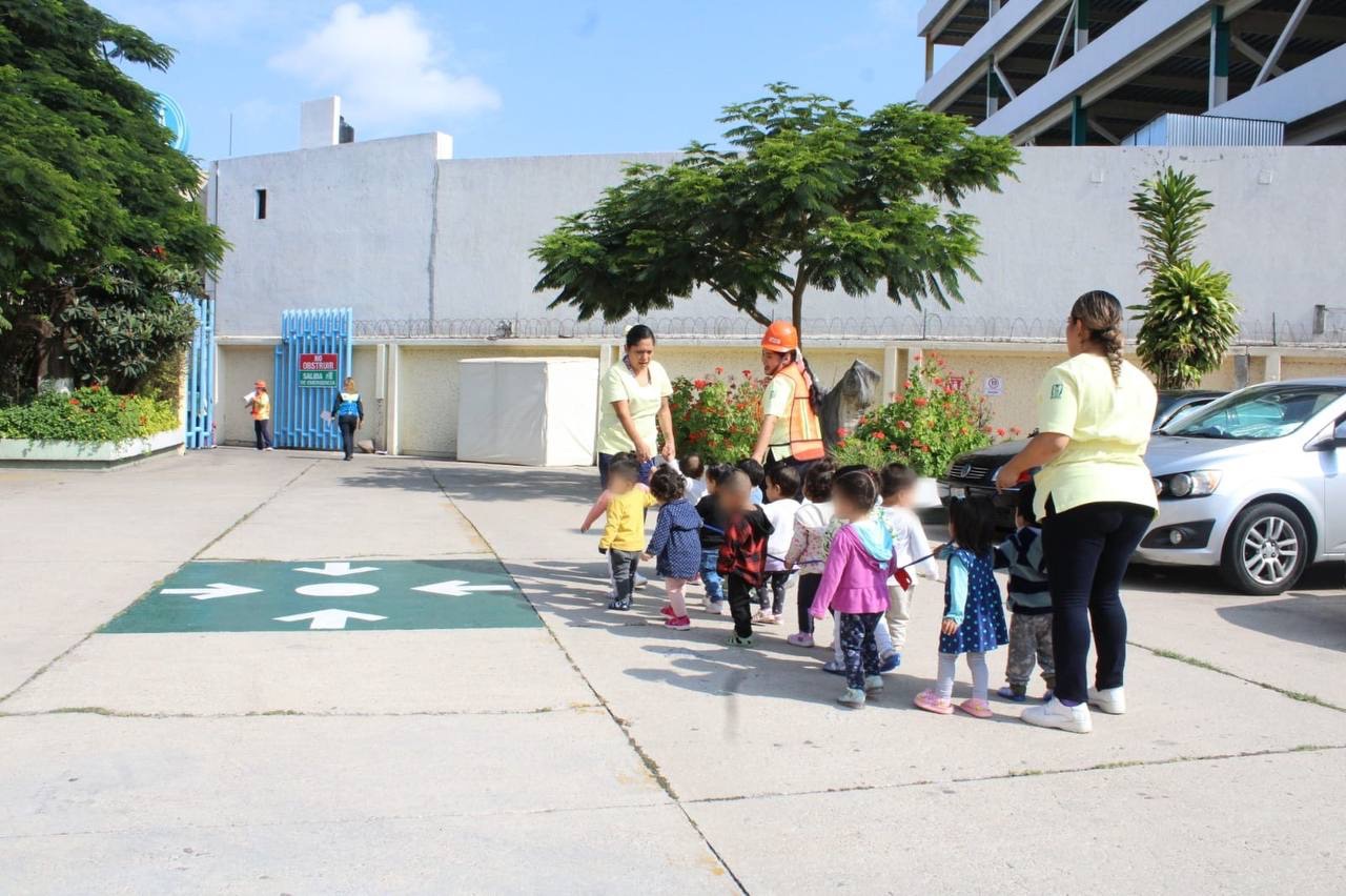 Sin incidentes en el primer día de clases: 15 mil maestros reciben a estudiantes en Querétaro