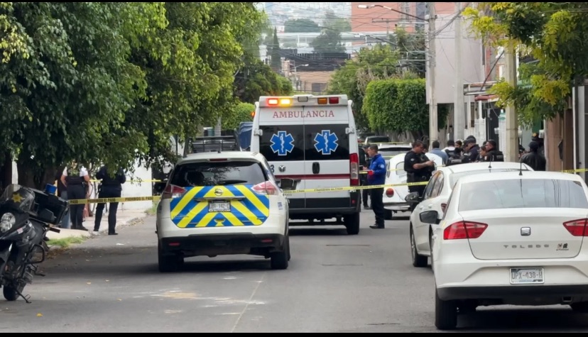Policía de Pedro Escobedo localiza camioneta de gas robada; estaba en caminos de terracería