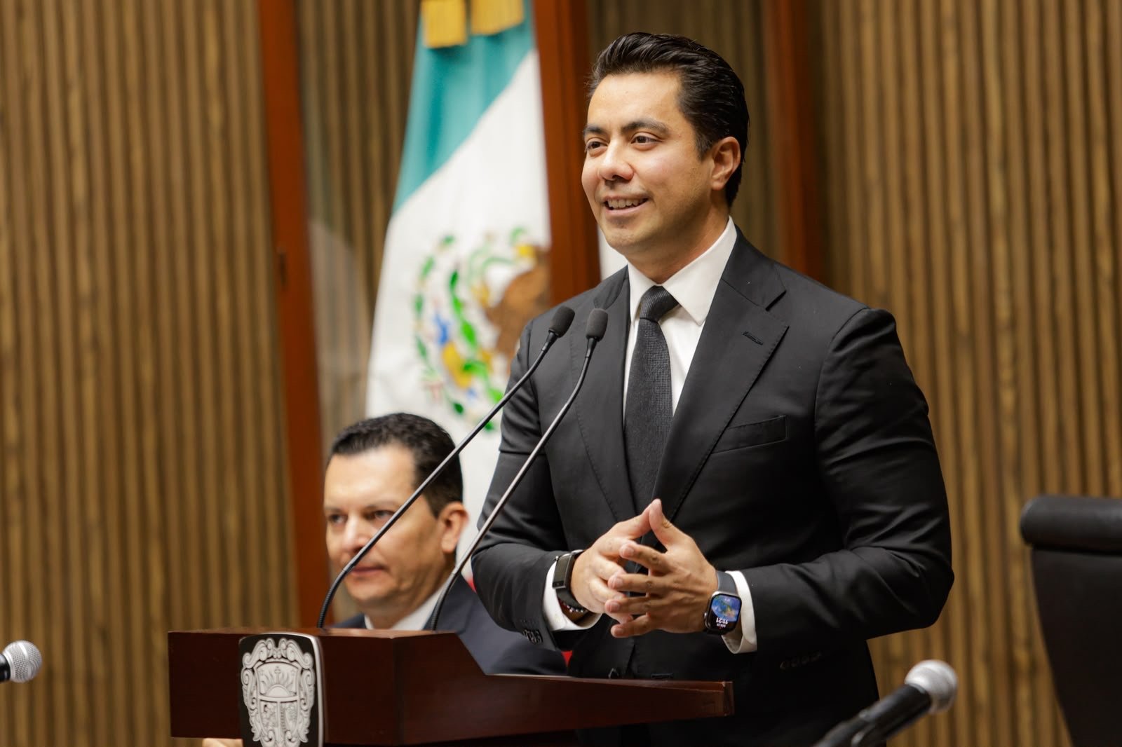 Felifer Macías destaca identidad queretana en el 495 aniversario de la ciudad