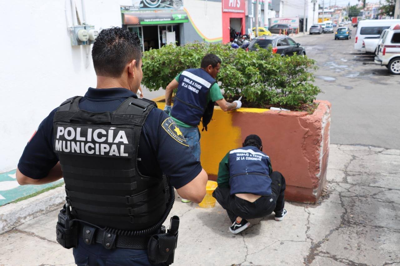 Modelo de Justicia Cívica rehabilita 18 espacios públicos en Querétaro con servicio comunitario