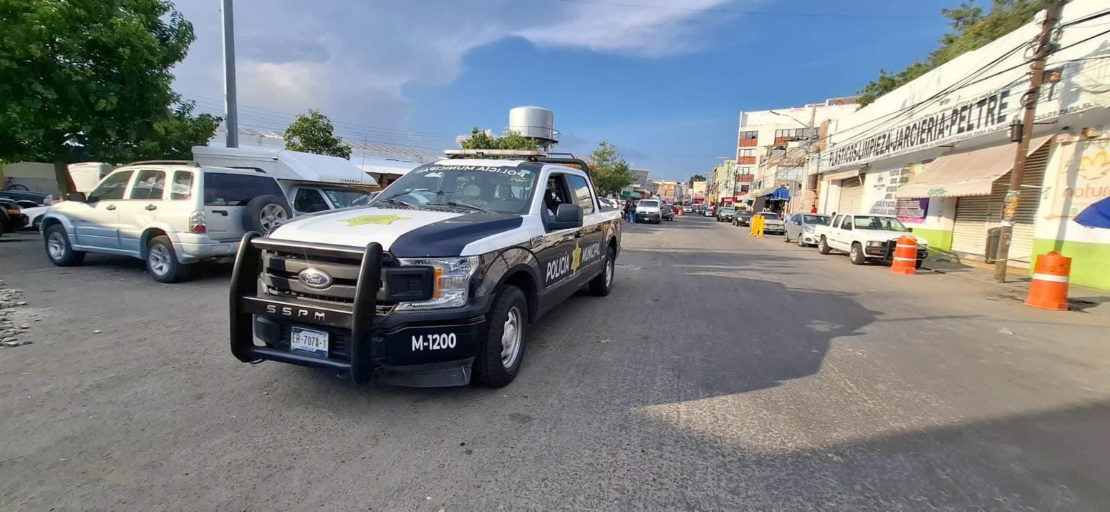Investigan hallazgo de una mujer sin vida dentro de un hotel en el Centro
