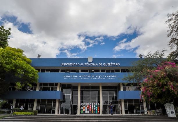 UAQ pone freno a las trampas con IA: regulará su uso y mantendrá exámenes presenciales