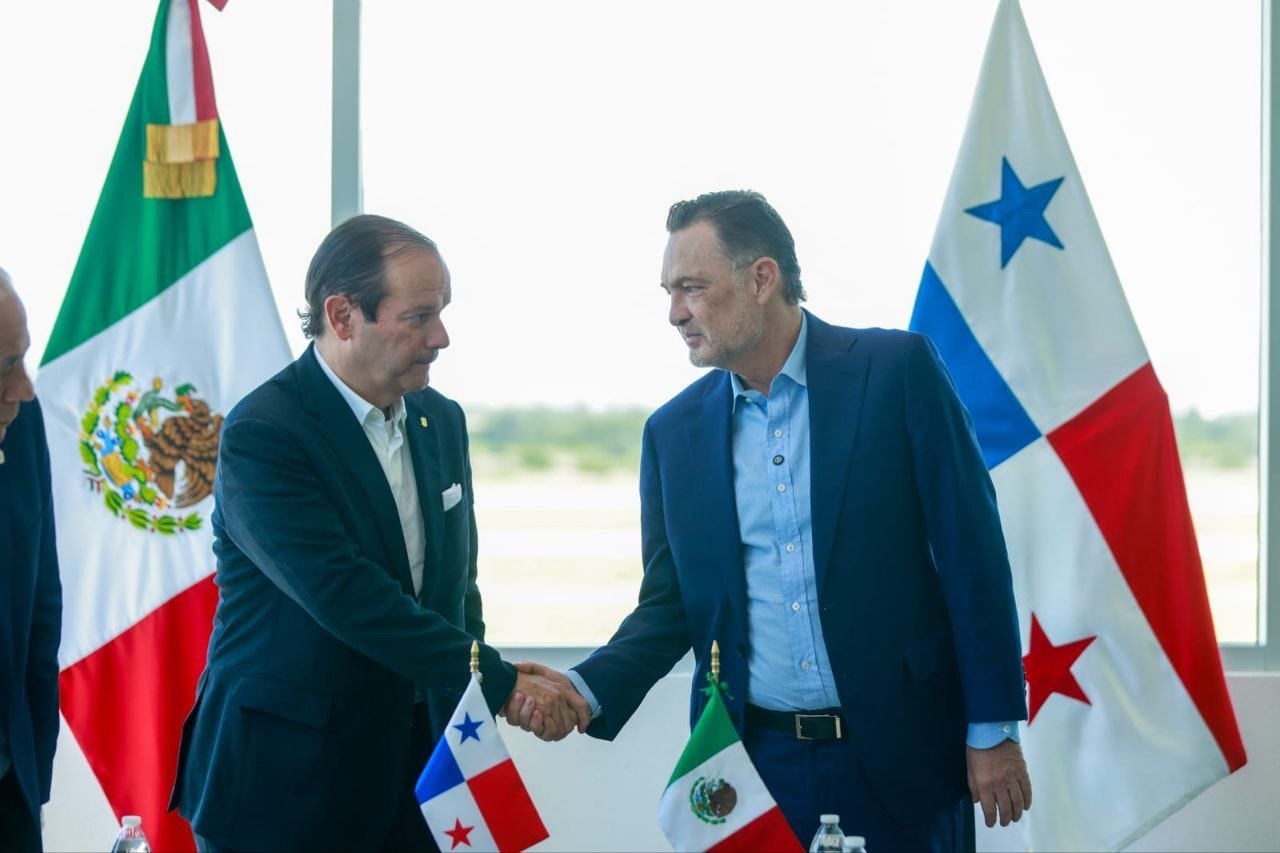 Busca Mauricio Kuri vincular el ecosistema industrial de Querétaro con las ventajas logísticas de Panamá