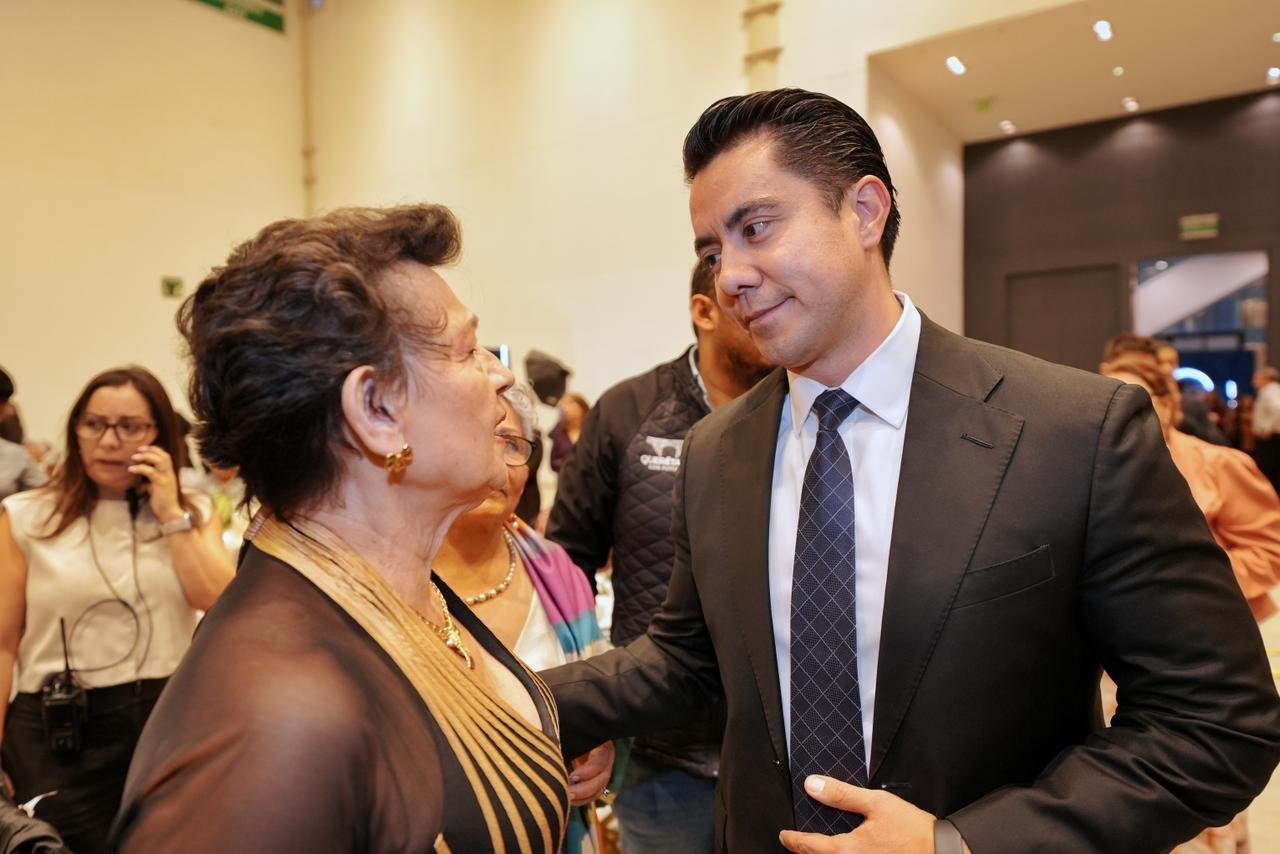 Música, baile y recuerdos: Municipio celebra a los adultos mayores de Querétaro