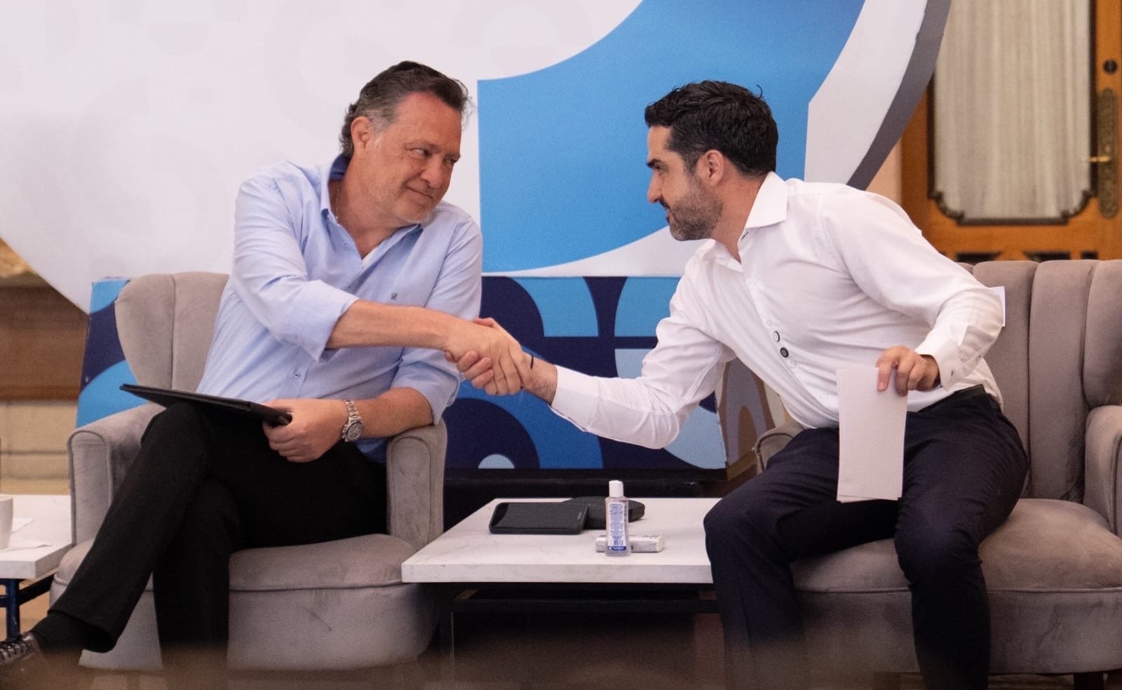 Alinea Agustín Dorantes su futuro político al liderazgo de Mauricio Kuri en Querétaro