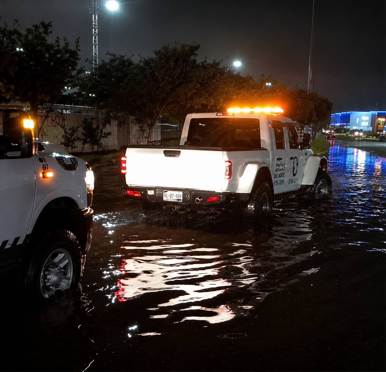 Lluvia deja varias afectaciones en Querétaro; una persona fue rescatada de un dren