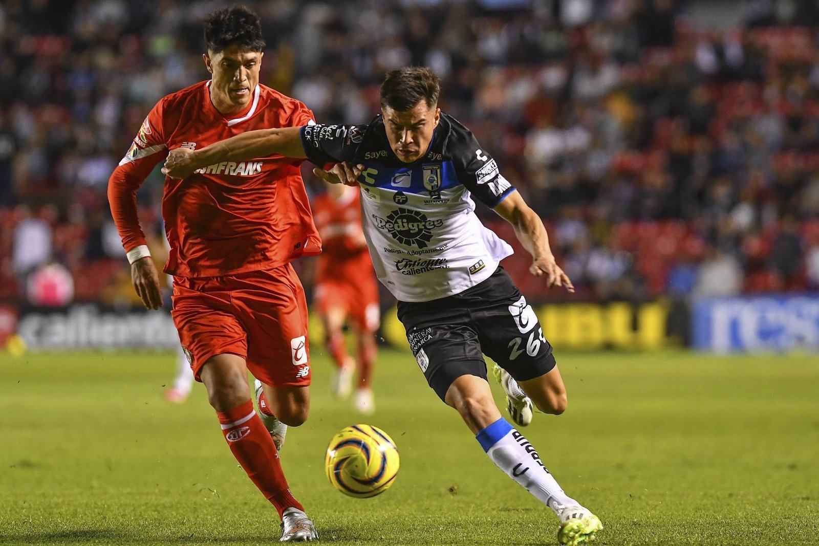 Hasta 25 mil aficionados: listo operativo de seguridad para Querétaro-Toluca