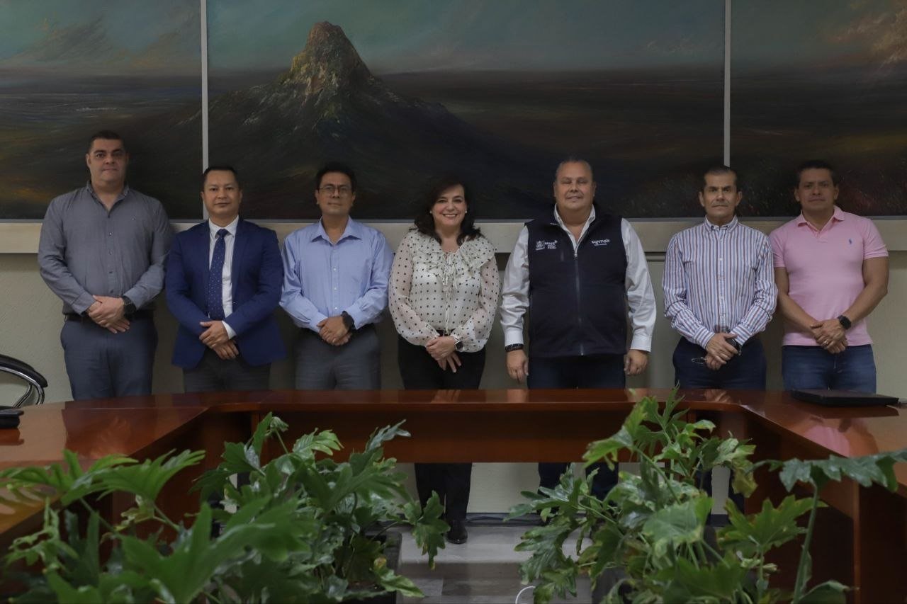 UAQ y AMEQ evalúan ajustes en el transporte público en beneficio de la comunidad estudiantil