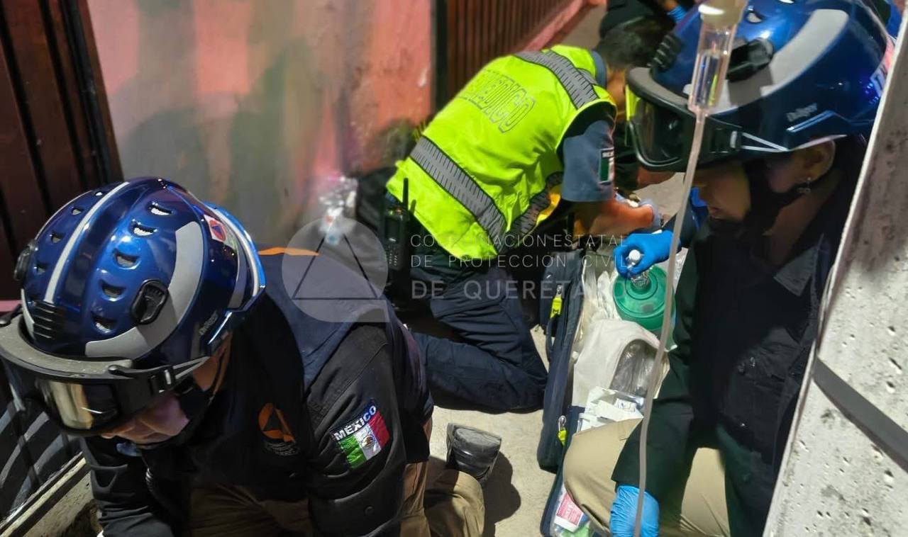 Adulto mayor muere en la vía pública en San José El Alto; presumen paro cardiorrespiratorio