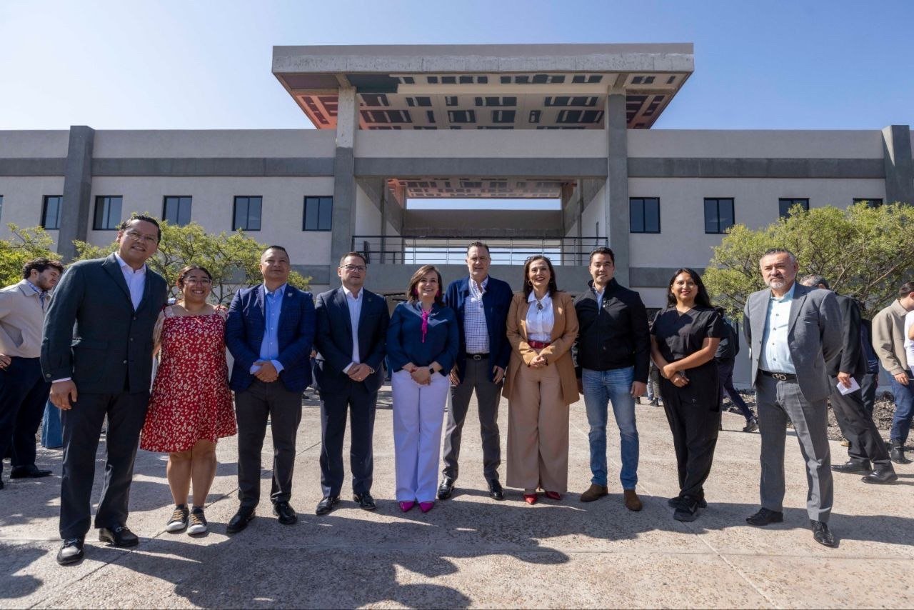 UAQ estrena plantel de Bachilleres en Campus Aeropuerto con inversión de 43 millones