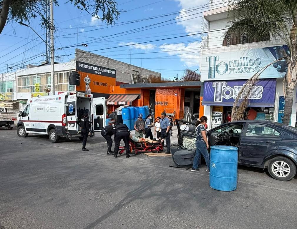 Atropellan a hombre en Avenida Pasteur y responsable huye del lugar