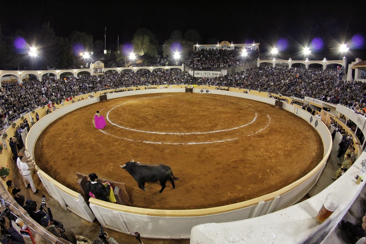 ¿Se apagan los clarines? Amparo frena la corrida de aniversario en Provincia Juriquilla