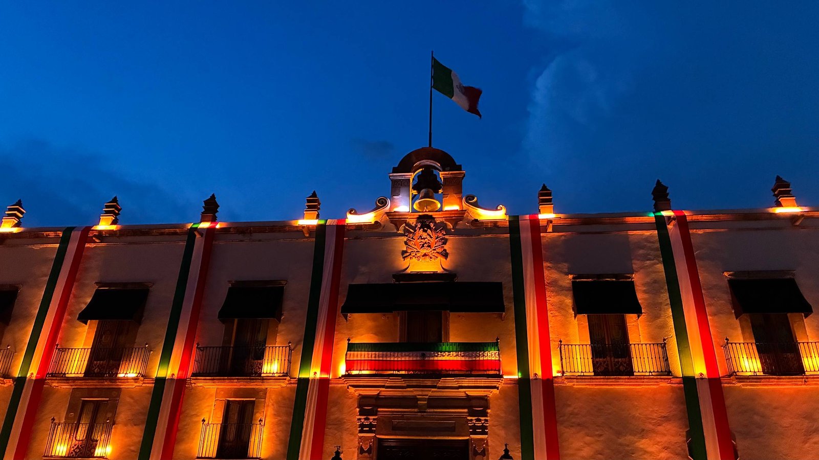 ¡Todo listo en Plaza de Armas! Oficialía Mayor afina últimos detalles para el Grito con Mauricio Kuri