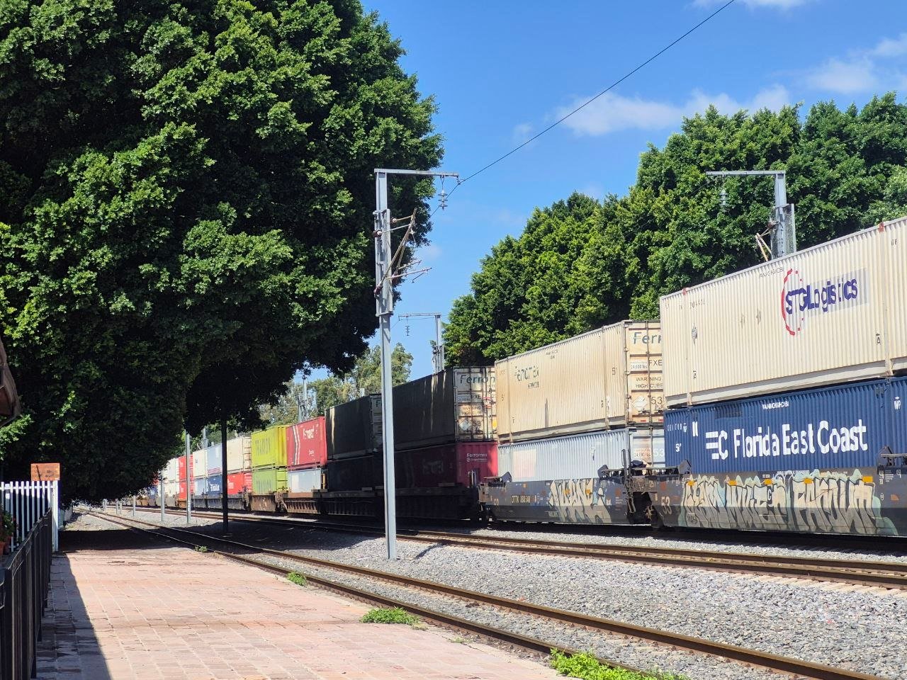 Establecen acuerdos para reducir afectaciones por obras del Tren México-Querétaro