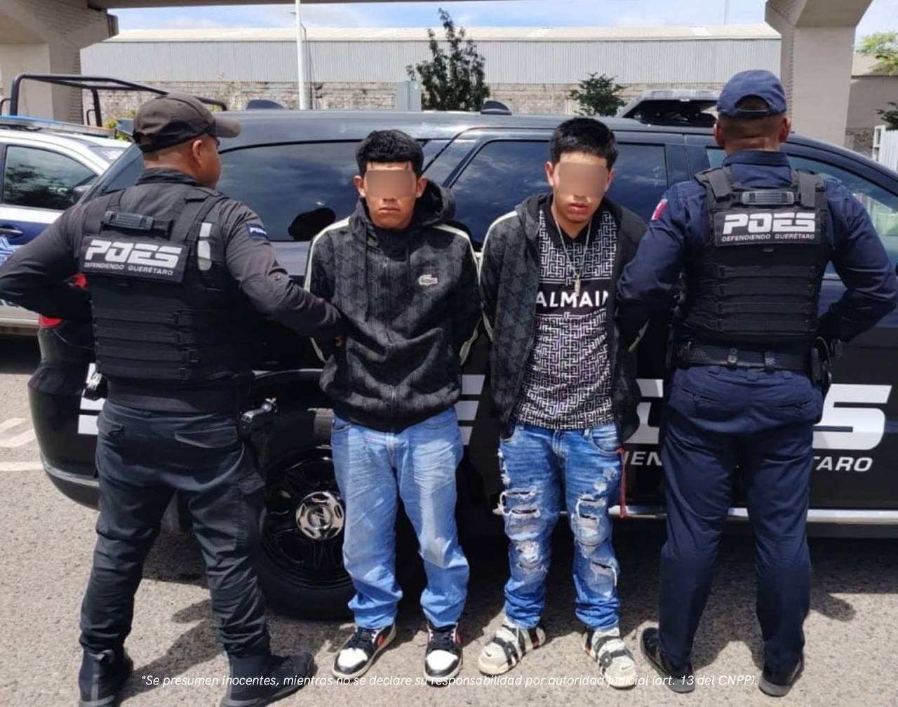 ¡Persecución de película! Roban una Mazda en Guanajuato, huyen a Querétaro y terminan detenidos