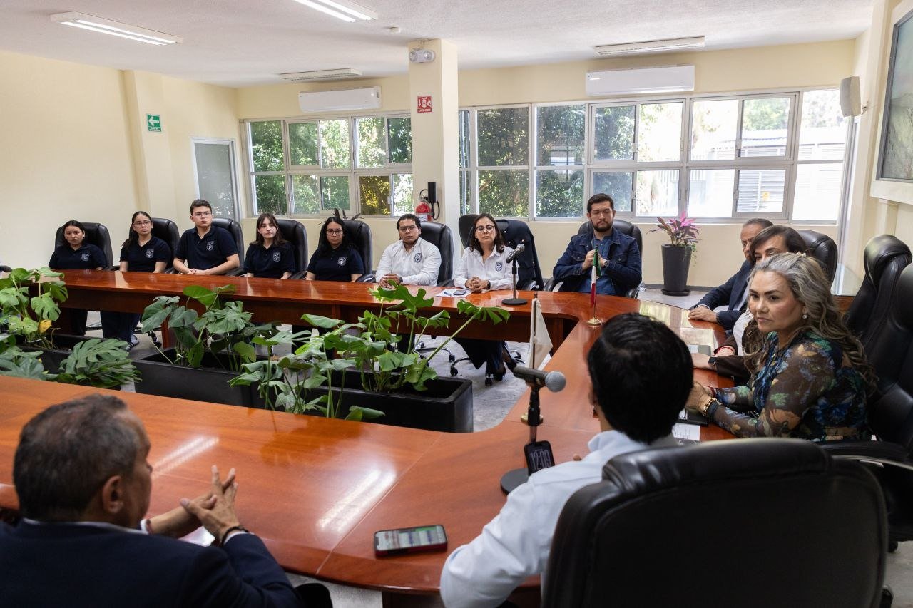 Ojo familias: UAQ y USEBEQ reforzarán la capacitación digital de estudiantes de escuelas públicas