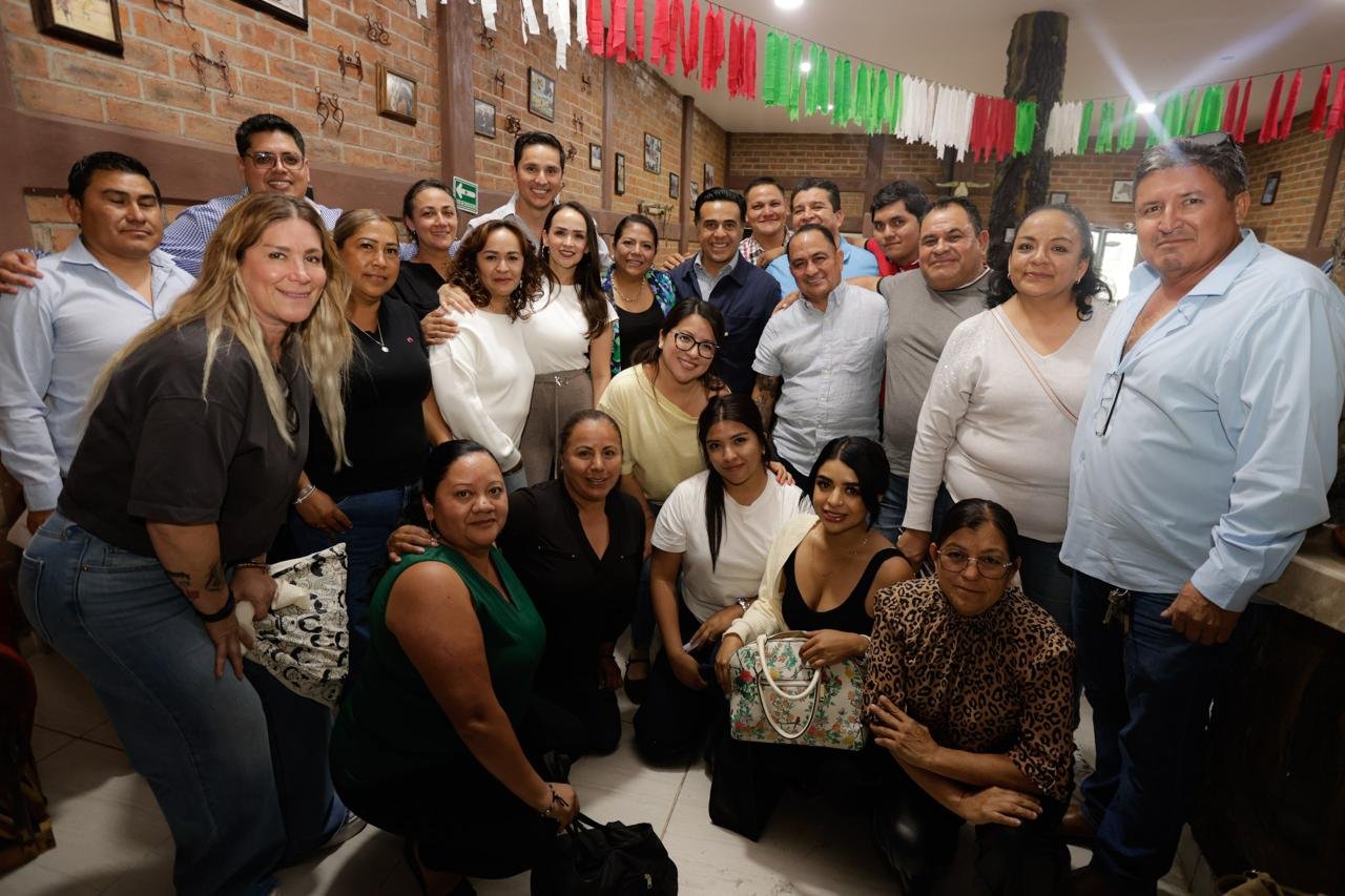 Luis Nava fortalece diálogo con liderazgos de Santa Rosa Jáuregui