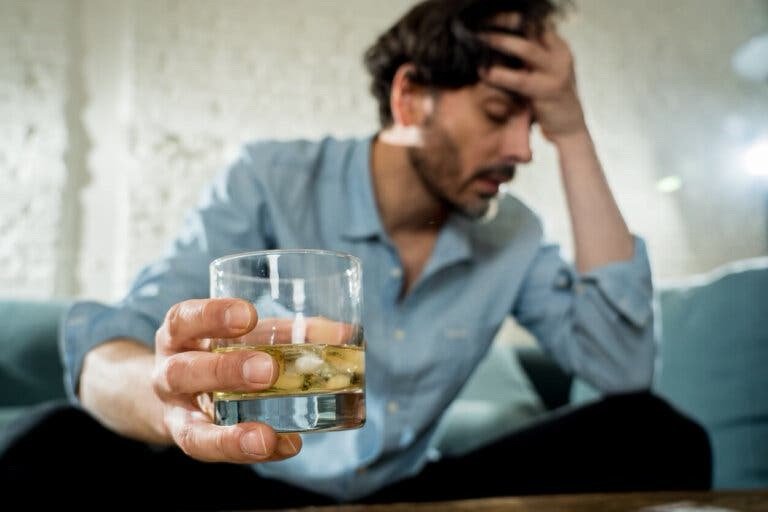 Millones para prevenir adicciones, pero Querétaro se mantiene entre los estados con mayor consumo de alcohol