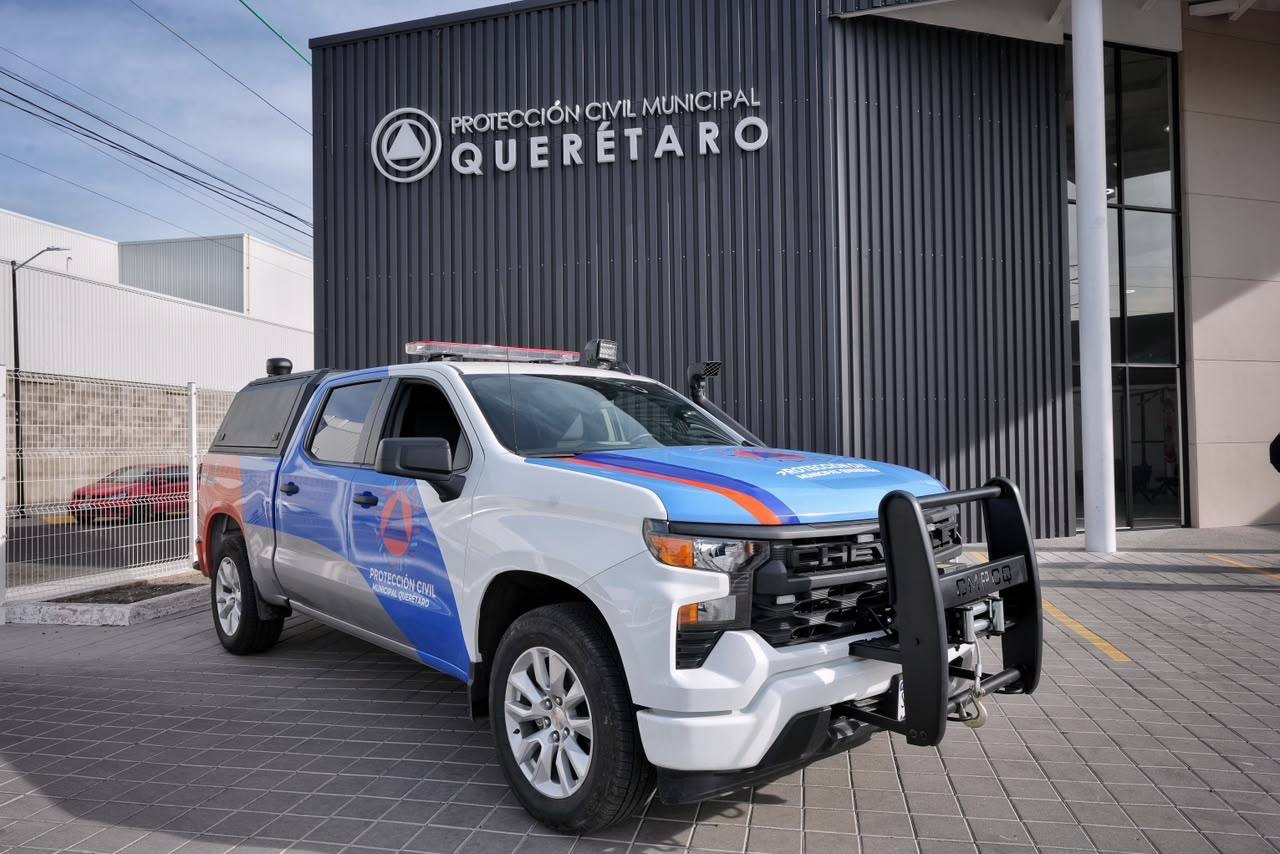 Más equipo para responder a las emergencias: entregan nuevas unidades a Protección Civil de Querétaro