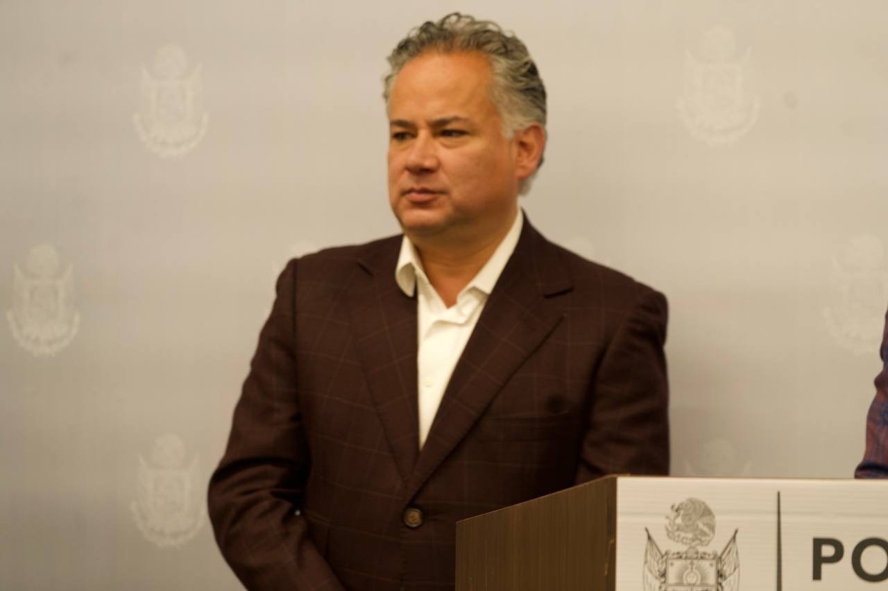 Santiago Nieto lamenta foto de Kuri con autoridades electorales y reclama imparcialidad al IEEQ