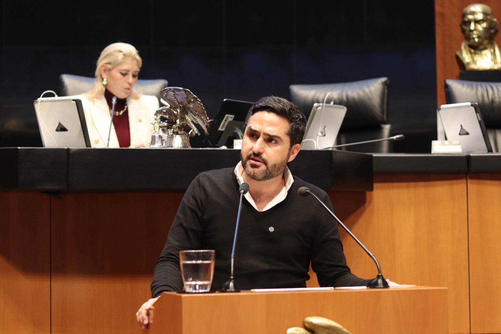 Agustín Dorantes alerta: México pide prestado casi lo mismo que paga de intereses