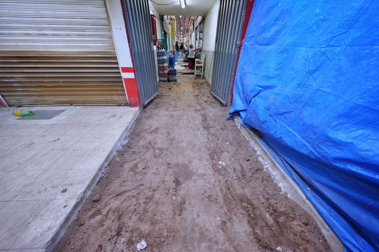 Mercado Escobedo registra 65% de avance en su remodelación