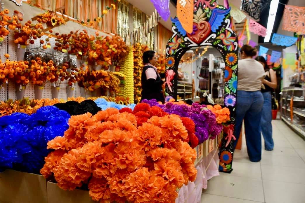 Comercios queretanos esperan 850 millones de pesos por las compras de Día de Muertos