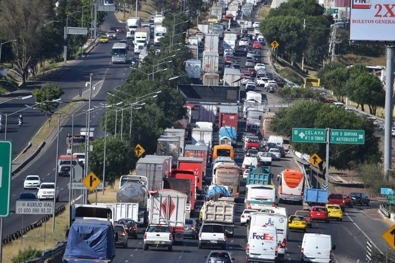 Transportistas en Querétaro se sumarán a manifestación nacional para el 26 de octubre