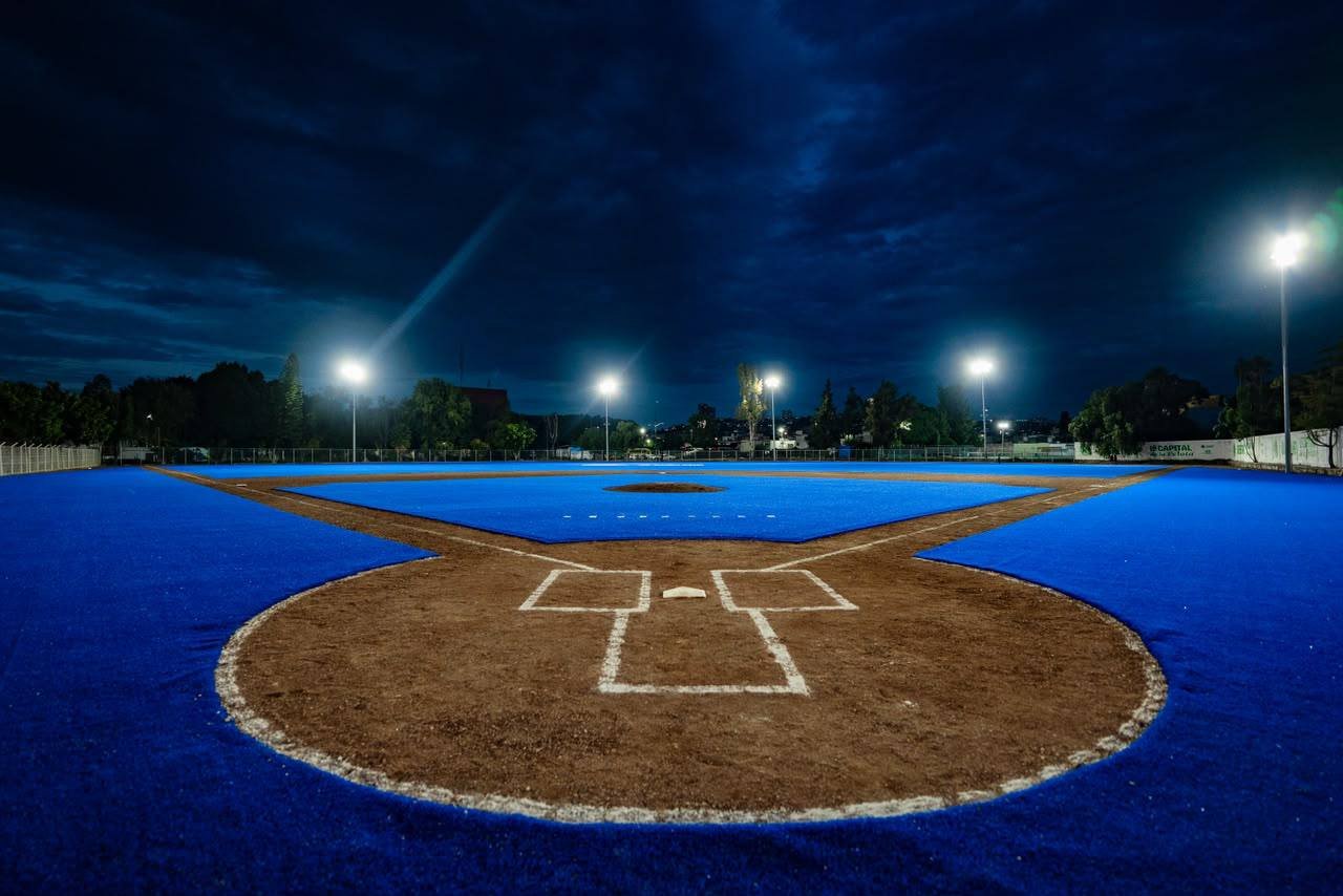 Reconstruyen campo de béisbol de la Unidad Deportiva Josefa Ortiz con inversión de 107.8 mdp 