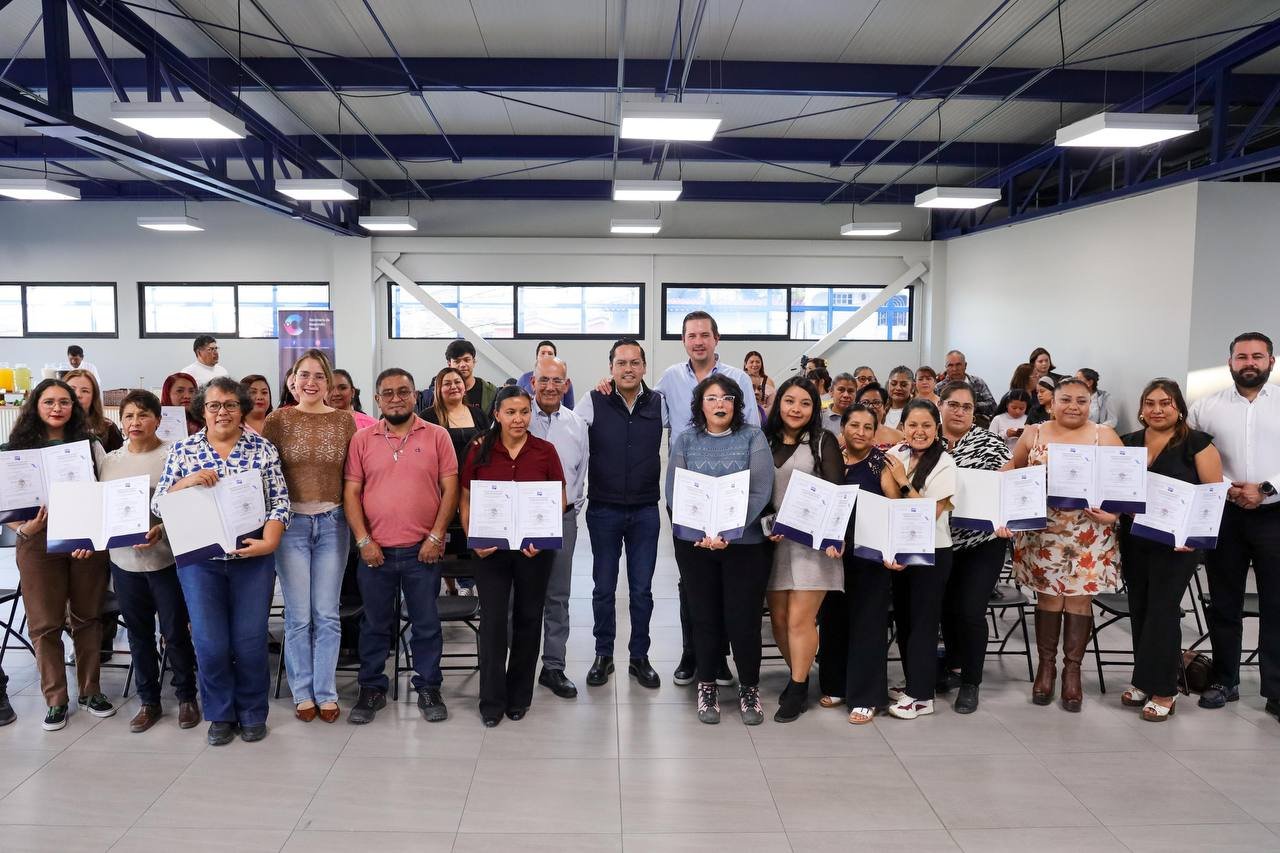 Más de mil 700 personas participan a diario en talleres del municipio de Corregidora