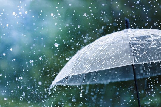 No guarde el paraguas; prevén lluvias hasta después de las 22:00 horas