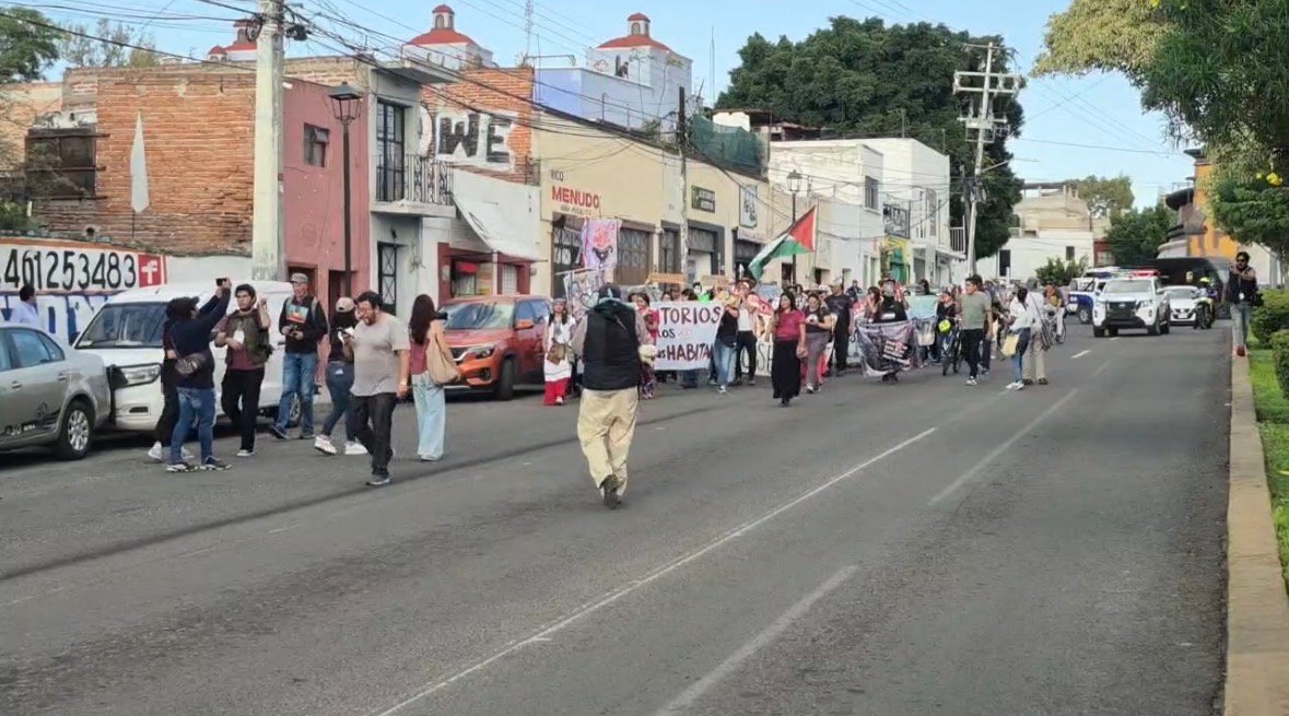 Manifestación contra la gentrificación en San Francisquito y hasta pro Palestina en Zaragoza