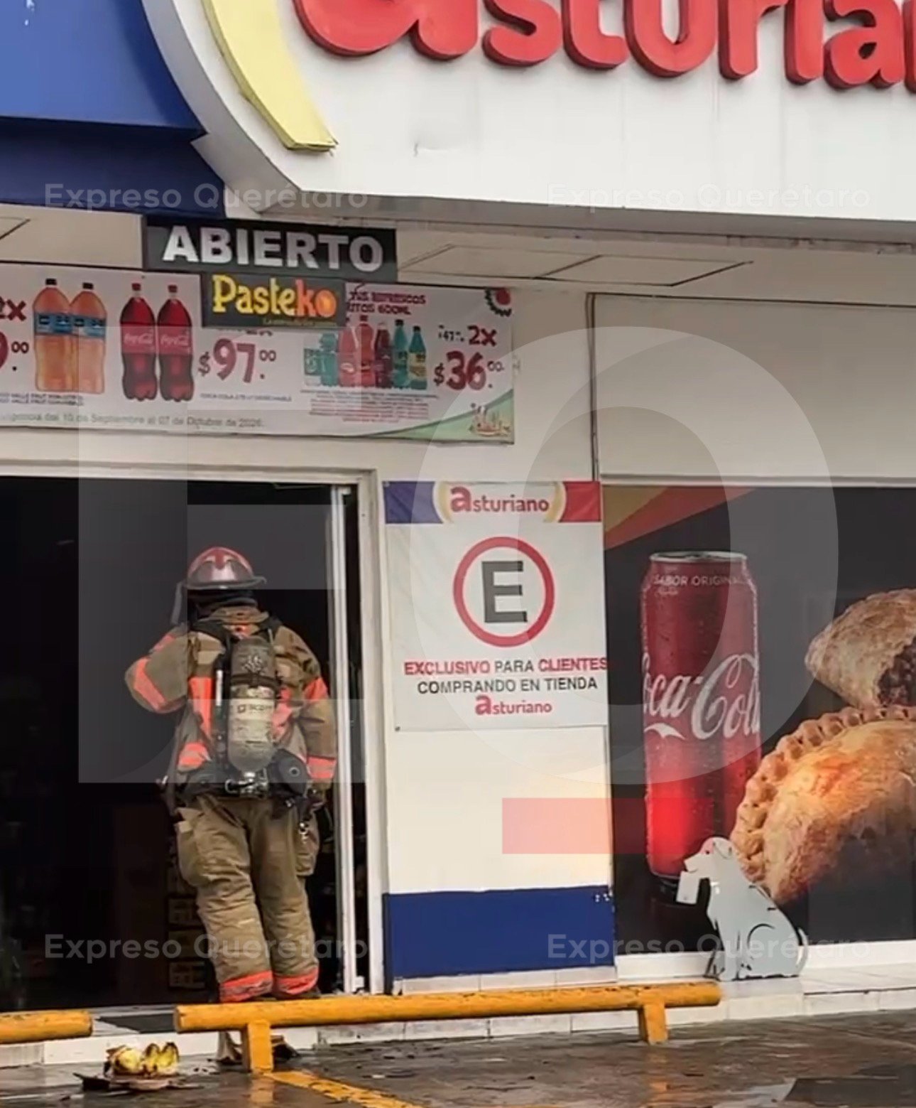 Conato de incendio en tienda sobre Constituyentes moviliza a Bomberos durante el Querétaro Maratón
