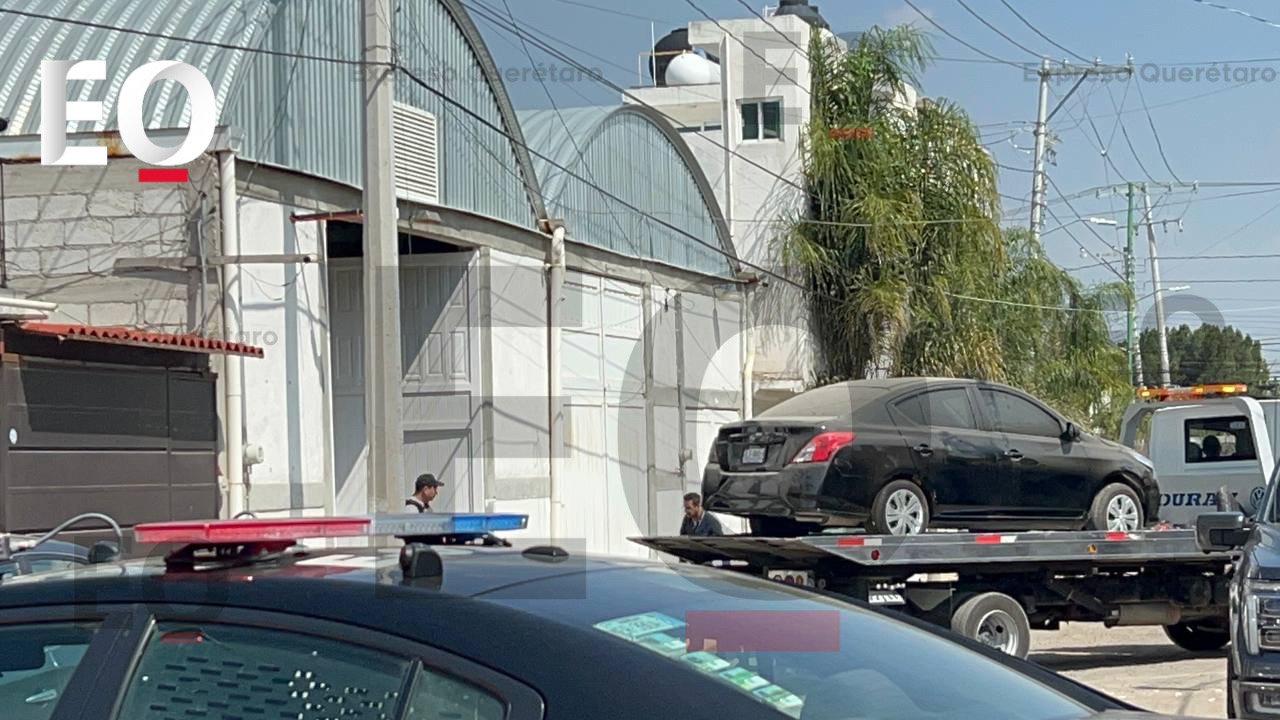 Fiscalía cateó una bodega en El Carmen, El Marqués y aseguró un vehículo