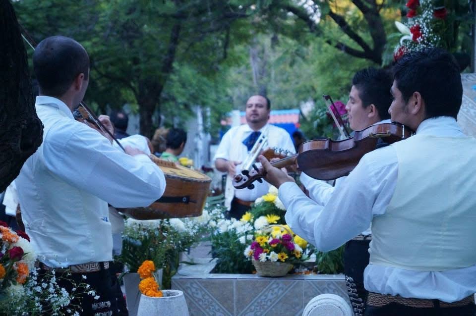 Prevén derrama económica de 440 mdp por Día de Muertos en Querétaro