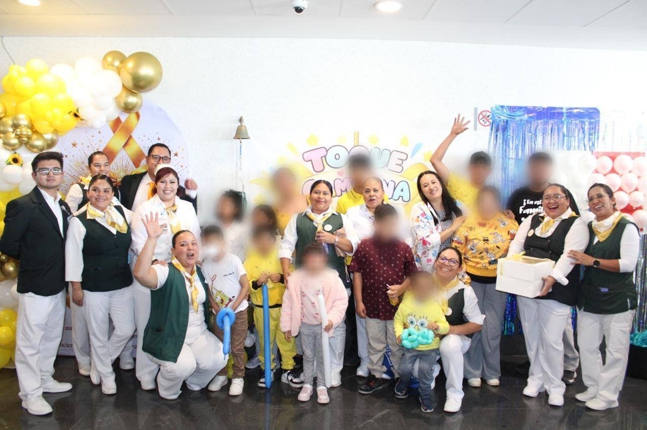 Siete campanazos de esperanza. Niñas y niños con cáncer tocan la “Campana de la Victoria” en el IMSS Querétaro