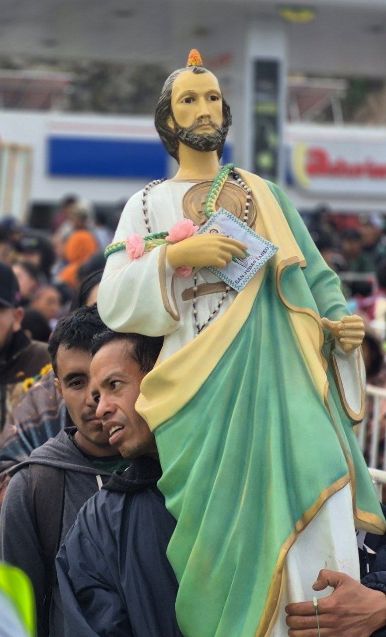 San Judas Tadeo por la fe queretana, fieles llegan a su capilla en El Marqués